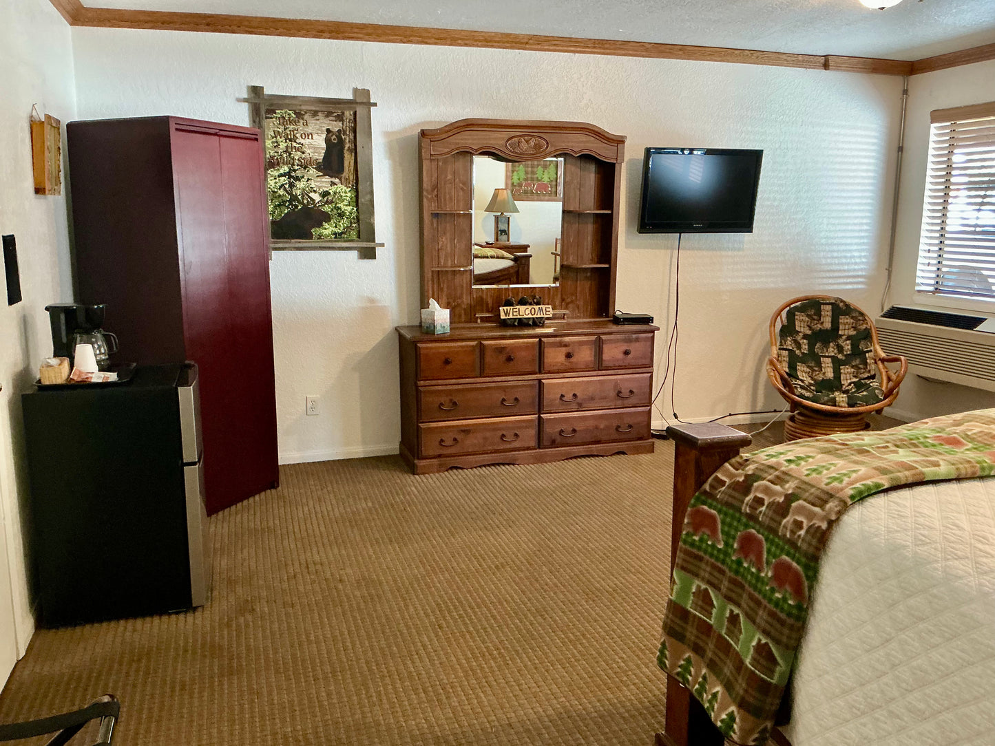 1 Queen Bed [Room #3]